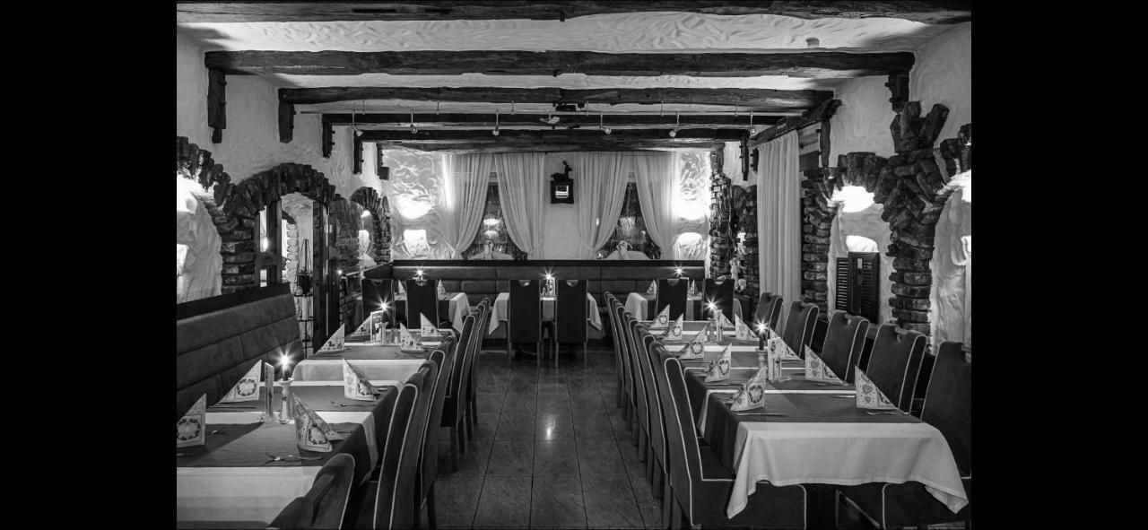 Hotel Restaurant Jaegerhof Kerpen (North Rhine-Westphalia) Exterior foto